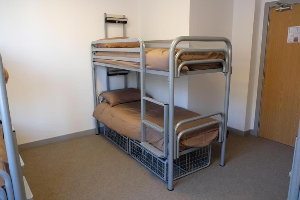 Black Isle Hostel Инвернесс Экстерьер фото